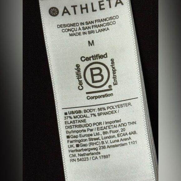 Athleta Black Maternity Essence Asymmetrical Short Sleeve Tee - Picture 4 of 5